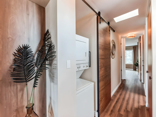Luxury Coastal Retreat in La Jolla - Designer Furnishing & Private